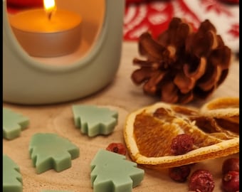 Highly Scented Christmas Tree Wax Melts | Beeswax and Coconut Wax | Christmas Wax Melts | Eco-Friendly | Housewarming Gift | Christmas Scent