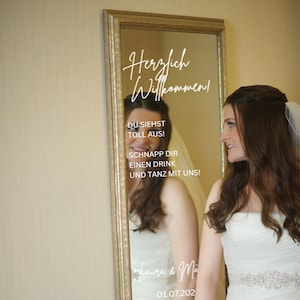 Aufkleber Willkommensschild als Spiegel für die Hochzeit DIY Willkommensschild mit Vinylaufklebern Auch für Acryl, Glas und Holz Bild 3