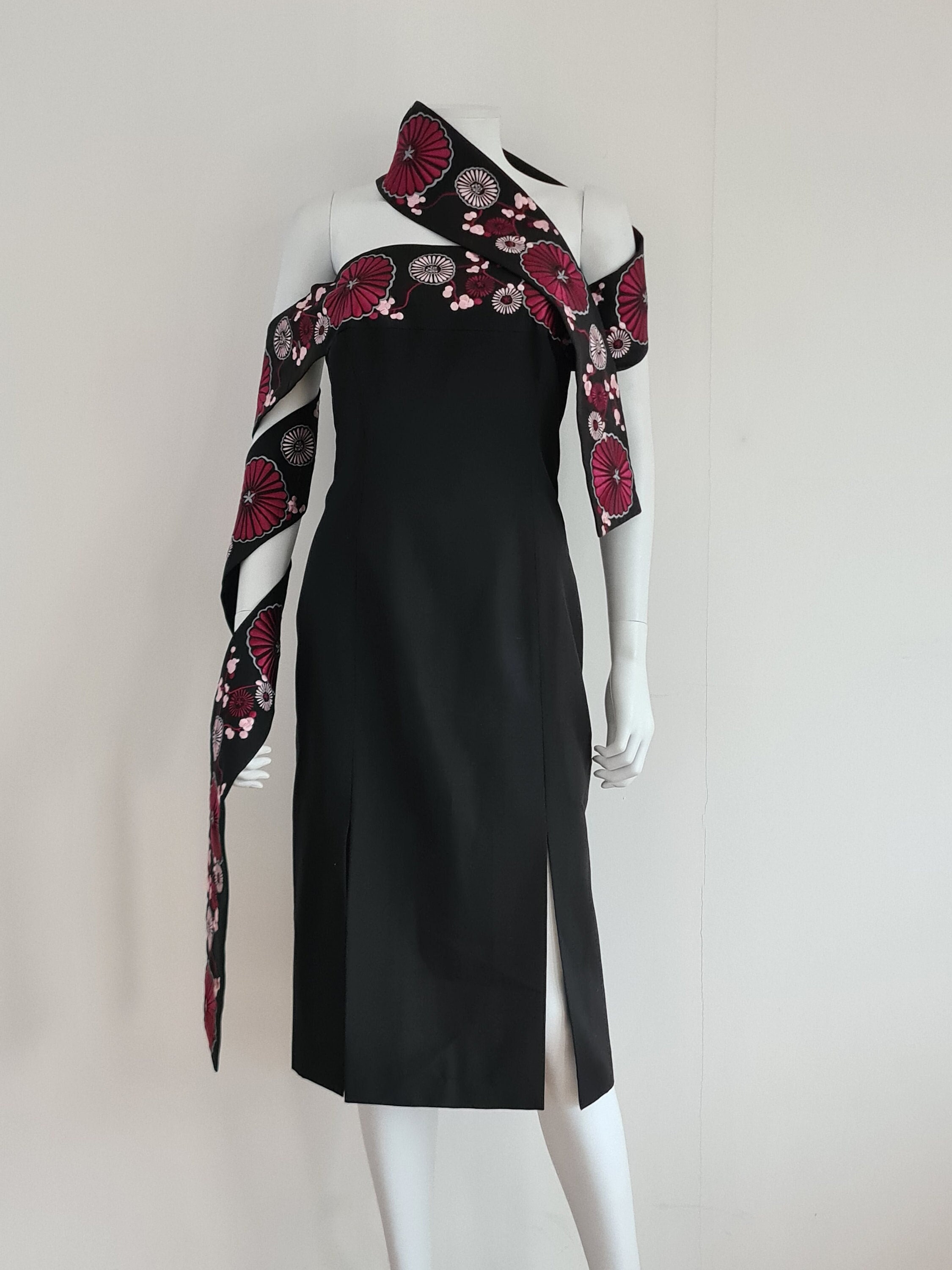 Alexander Mcqueen “voss” S/S 2001 Strapless Dress With Japonisme