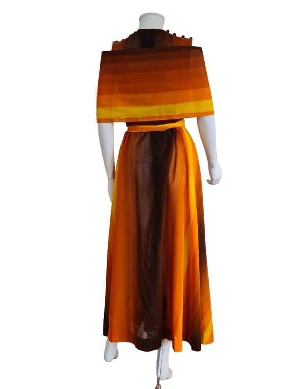 Balmain Boutique 70s long summer dress in a light… - image 10