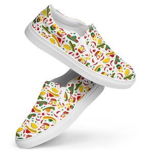 Cinco de Mayo Canvas Shoes Mens, Fiesta Theme AOP Streetwear Slip-On Shoes, Lightweight Fashion Low-Top Shoes, Designer Canvas Sneakers Shoe