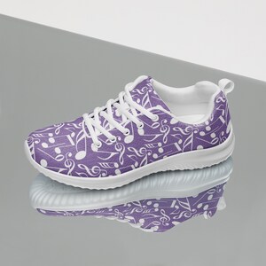 Music Notes Printed Women&#39;s Athletic Shoes, All Over Print Colorful Gym Shoes, Lightweight Breathable Walking Shoe, Music Lover Gift for Her