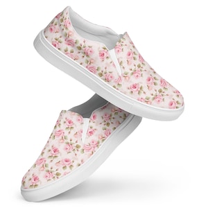 Pink Rose Print Women's Slip On Sneakers