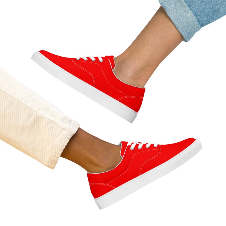 LACE-UP SNEAKERS IN CHERRY RED CANVAS