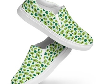 Frogs Animal Printed Slip-On Canvas Shoes, Frogs Lover Gift, Fashion Streetwear Sneakers, Western Designer Shoes, Footwear, Gifts for Her