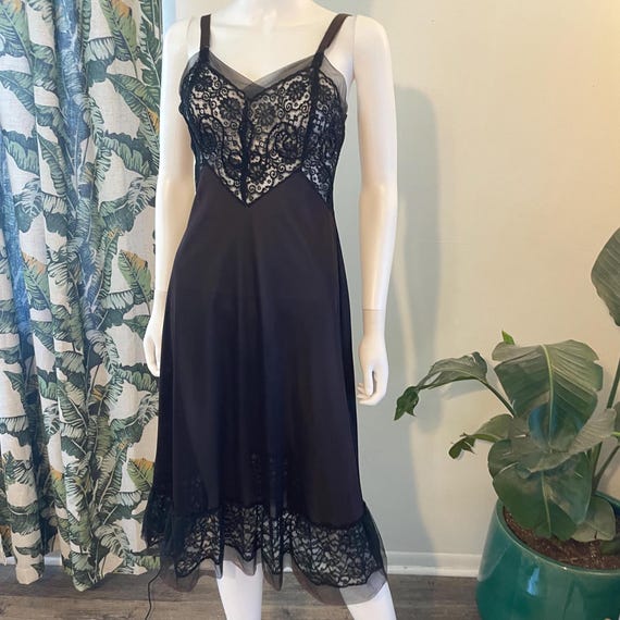 Vintage 50s 60s Powers Model Chocolate Brown & Black Lace Full Slip Dress Romantic Cottagecore Whimsigoth