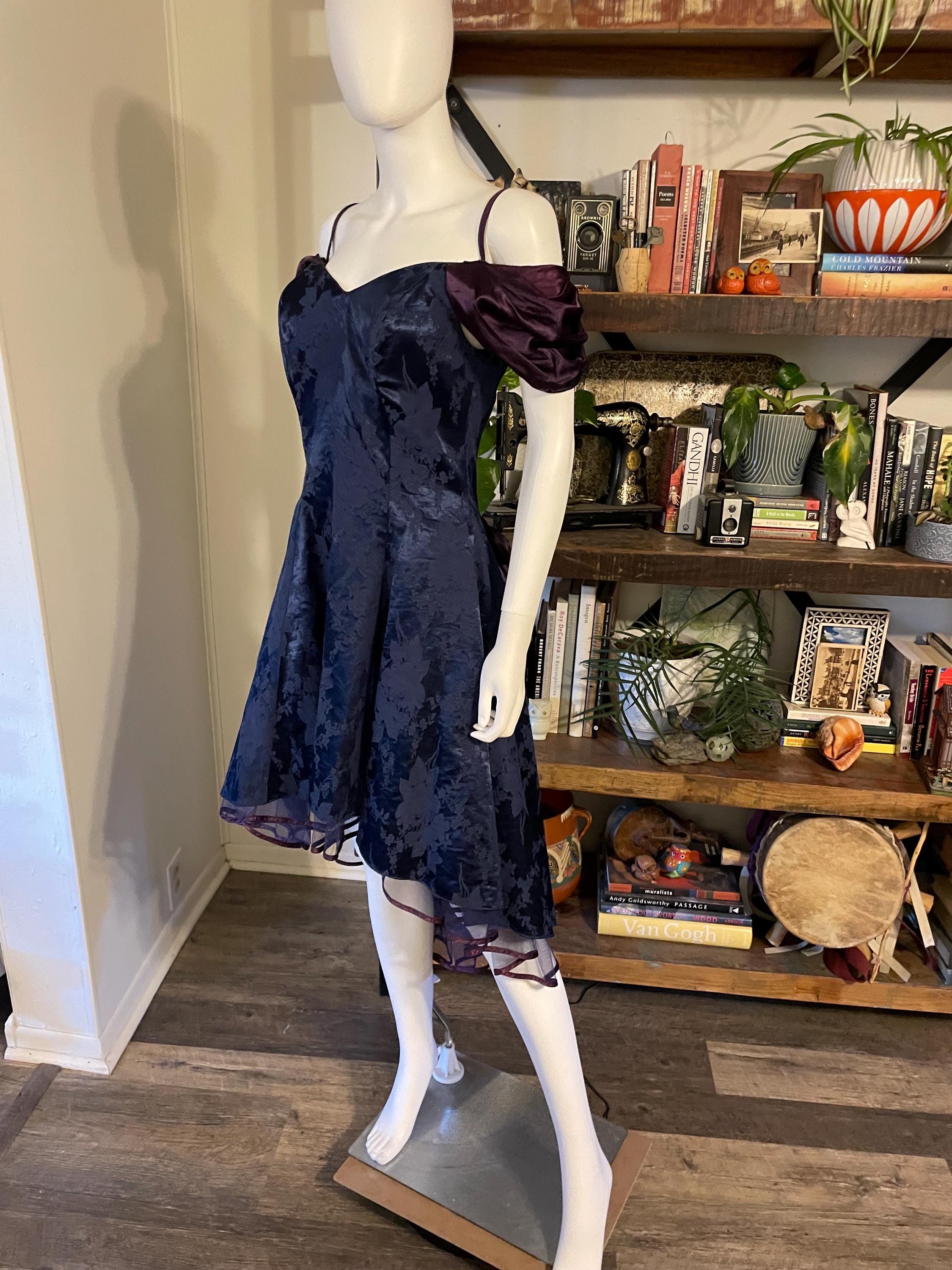 knee length dresses for ladies Rocky Silk Burnout Velvet Bodicon Dress | Burnout Clothes | Floral Bodicon  Dress With Slits | 90's Bodicon Dress main image 1