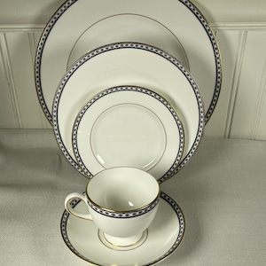 Wedgwood Ulander Black - Etsy