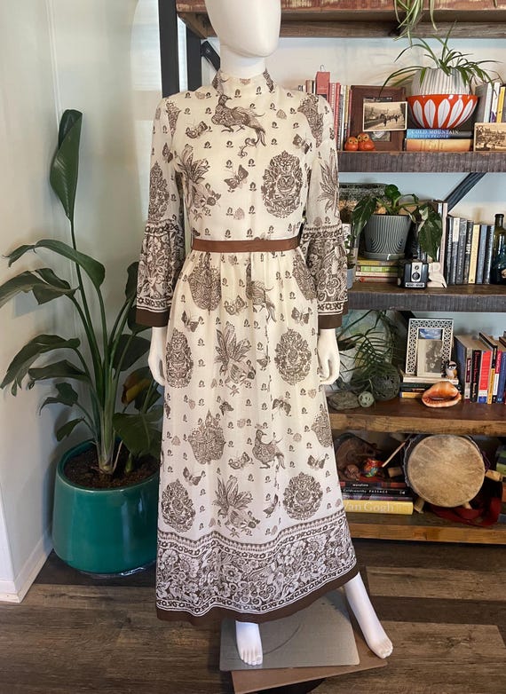 mock neck boho dress Vintage 1960s 1970s Fiona Maxi White Brown Peacock Paisley Print Bell Sleeves Small Made in England Butterflies luxe finish black mermaid dress File:Coast Guard Full Dress Size:14.5