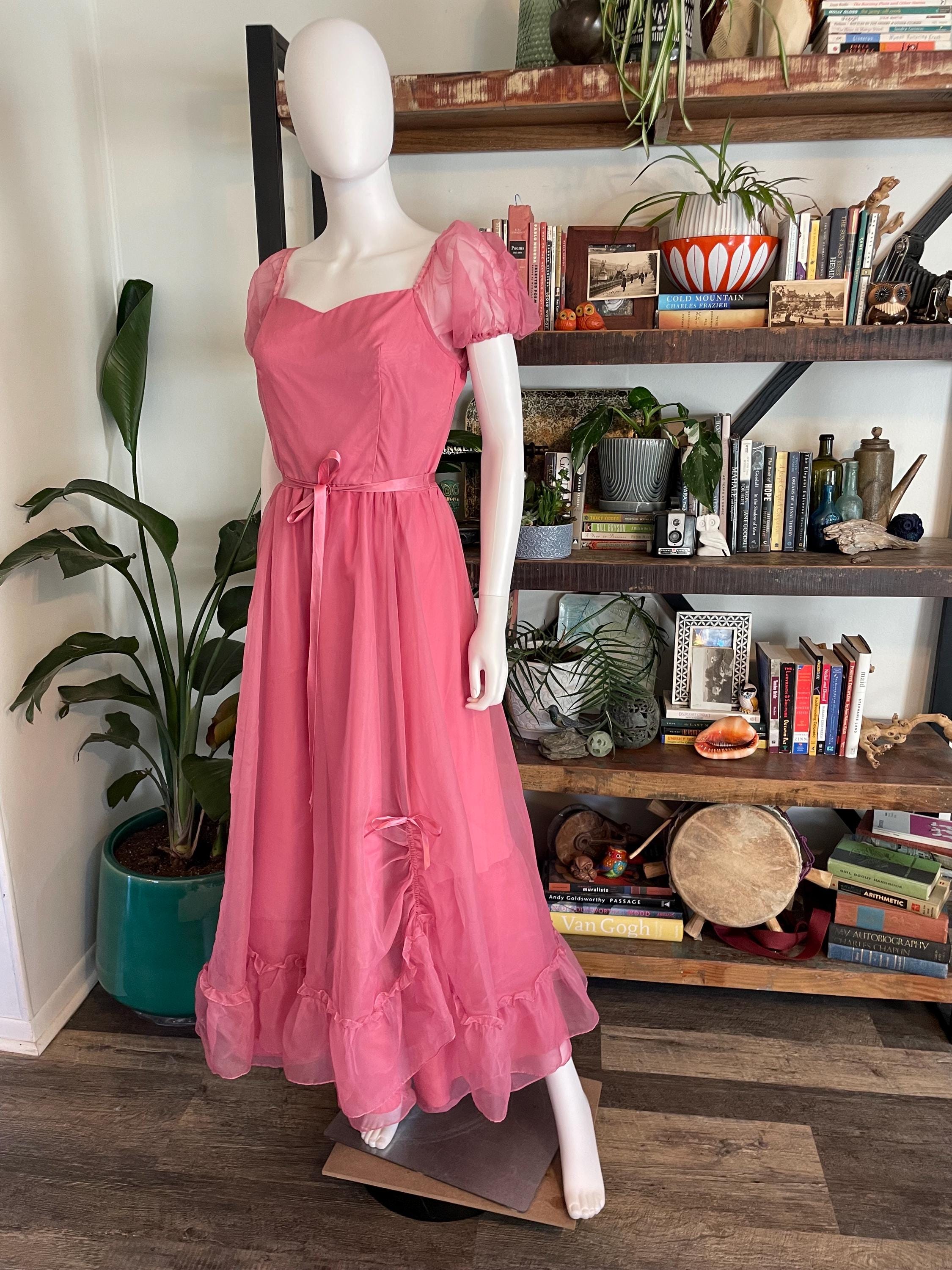 green emerald velvet dress Peasant Dress – Calimacil main image 0