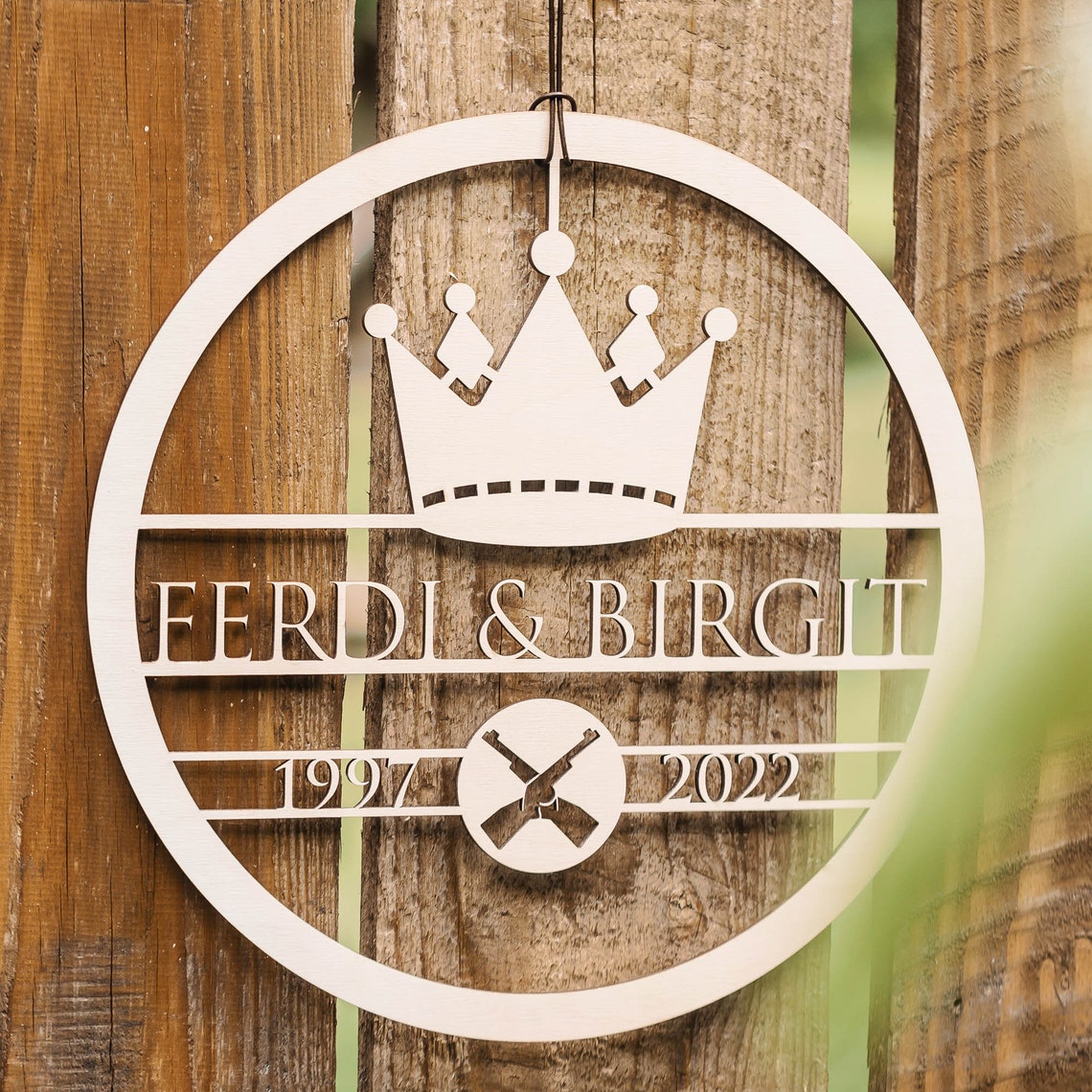 Schützenfest Anstecker Set - 2 Kronen Mit Gewehren Und Eichenlaub Design