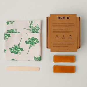 DIY Beeswax Wrap Kit - (2 Bars + 2 GOTS Fabrics + Craft Stick)