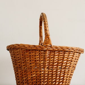 Vintage Wicker French Basket, Woven Rattan Gift Baskets, Farmhouse Harvest Storage image 3