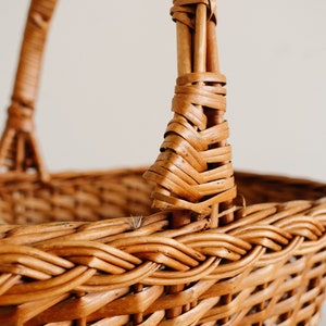 Vintage Wicker French Basket, Woven Rattan Gift Baskets, Farmhouse Harvest Storage image 4