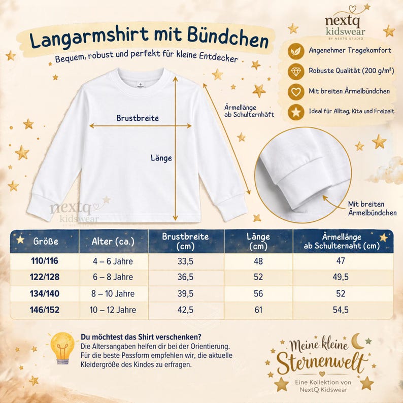 Puede incluir: Una camiseta blanca de manga larga con pu&ntilde;os acanalados, mostrada con una tabla de tallas que indica las medidas en cent&iacute;metros para el ancho del pecho, el largo y el largo de la manga, con la marca nextq kidswear.