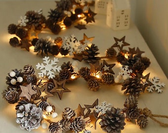 Stars And Snowflakes Pinecone Battery Light Garland