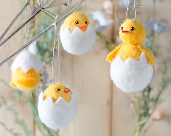 Felt Easter Chick in Egg Decoration