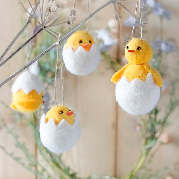 Felt Easter Chick in Egg Decoration