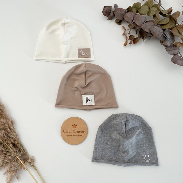 Einlagige personalisierte Beanie aus Sommersweat, Mütze Babies Kinder, einfache Beanie, used Look, Rollsaum, Naturtöne