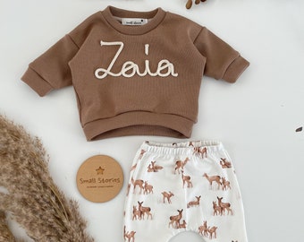 Baby-Set Oversized Sweater, Hose, Beanie | Statement Sweater | Kordel Schriftzug |  Personalisiertes Geschenkeset | Geburtsgeschenk