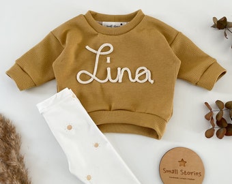 Baby-Set Oversized Sweater und Leggings | Statement Sweater | Kordel Schriftzug |  Personalisiert Geschenk | Baby Kleinkind