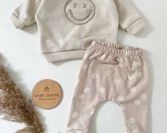 Baby-Set Oversized Sweater SMILEY und passender Hose | Statement Sweater | Kordel Smiley |  Personalisiert Geschenk | Baby Kleinkind