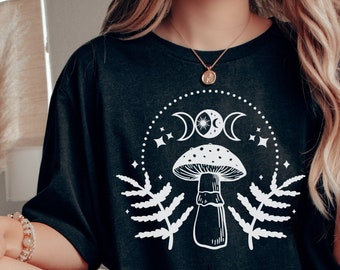 Mushroom Shirt, Mushroom T Shirt, Magic Mushroom, Mushroom Top, Cottagecore Shirt, Mushroom Tshirt, Mushroom Sweater, Tarot Shirt, Botanical