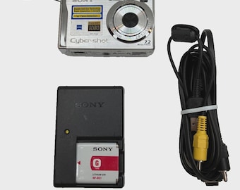 Sony Cyber-shot DSC-W80 7.2MP Digital Camera - Silver