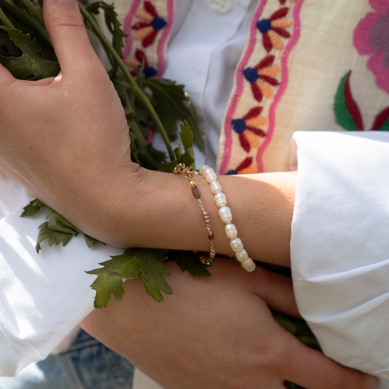 Pearl bracelet made of freshwater pearls and 24k gold-plated clasp EVE image 7