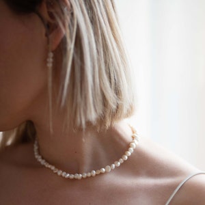 Zierliche Perlenkette aus Süßwasserperlen und 24k vergoldetem Verschluss, Süßwasserperlen Choker PEARL Bild 7