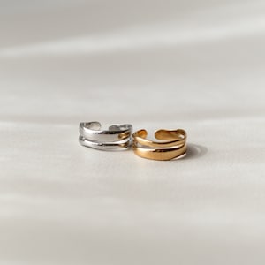 Minimalist ring in gold or silver, adjustable size WAVE image 7