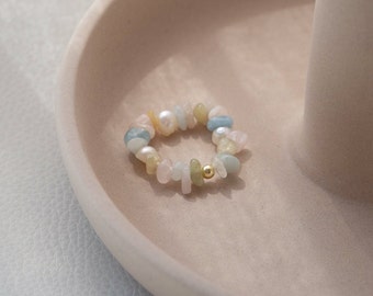 Colorful ring made of freshwater pearls and morganite gemstone, elastic | IVY