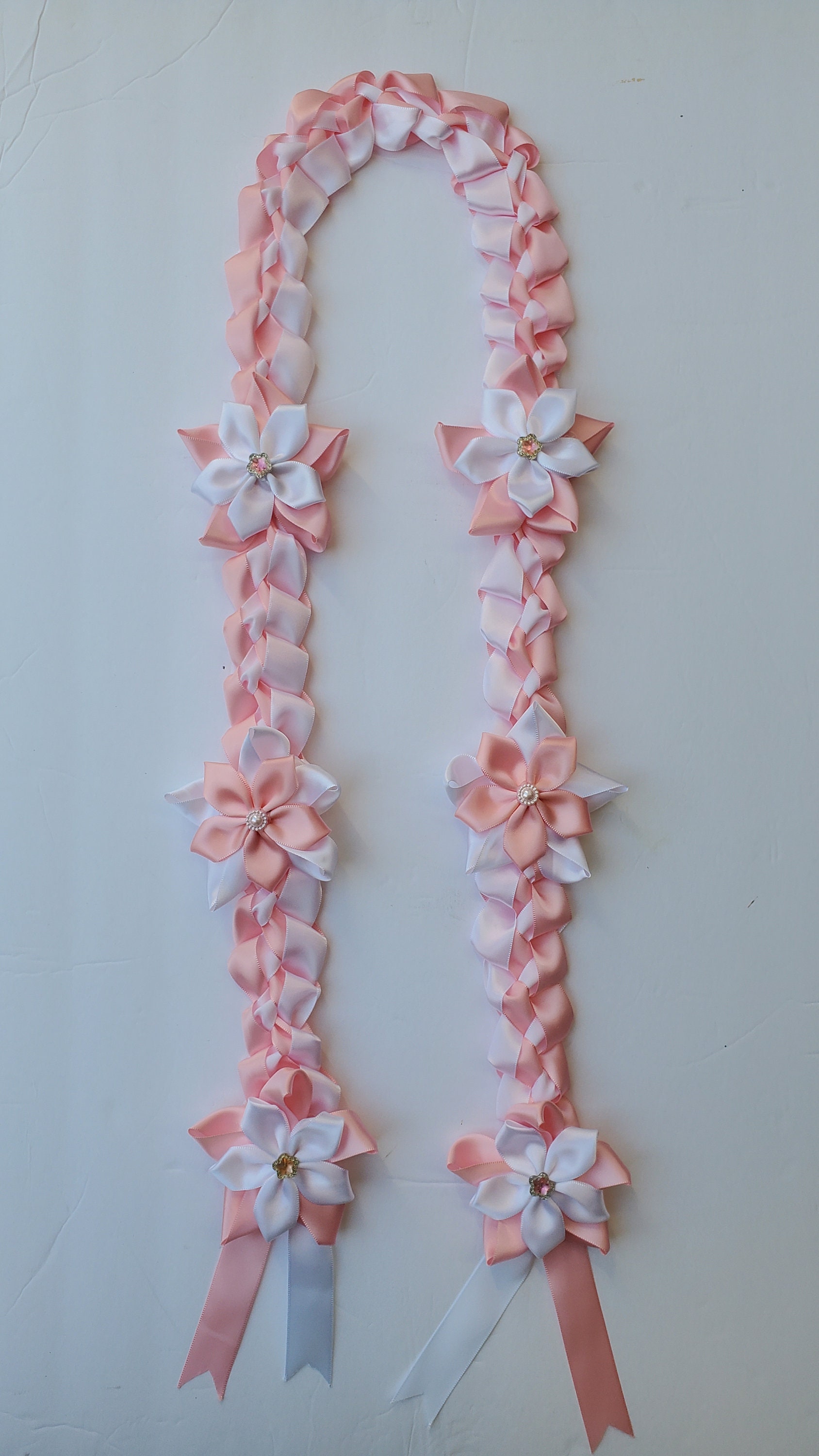 Graduation Lei in White and Pink. - Etsy display picture 1