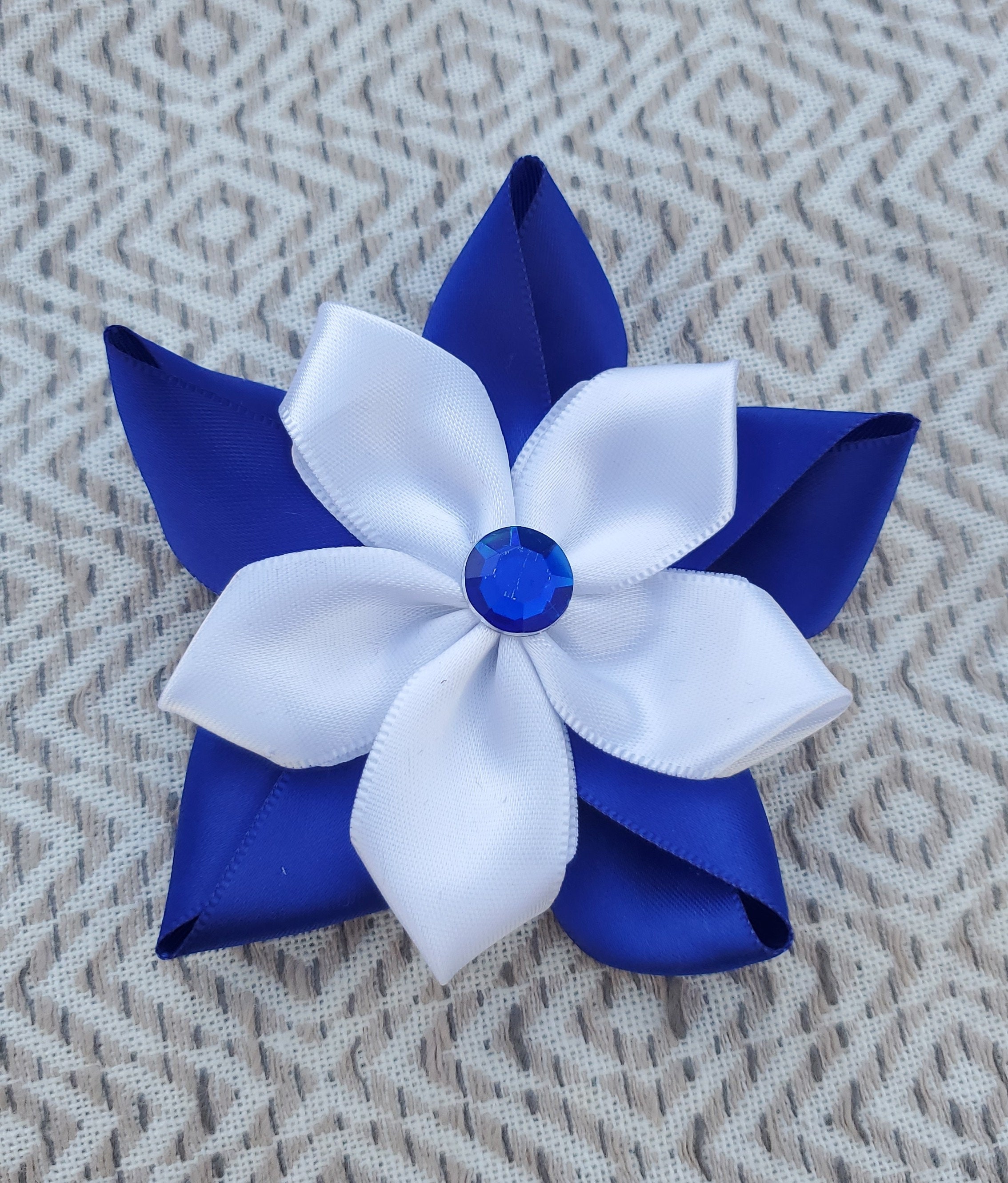 Set of 4 Ribbon Flowers, Handmade in White and Royal Blue. - Etsy