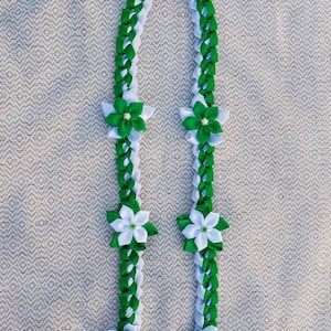 Graduation Lei in White and Green (Emerald) satin ribbons.