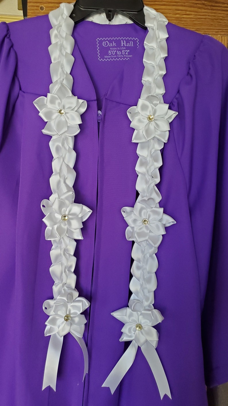 Graduation Lei in 1 Color. It Looks Really Nice on Your Graduates. - Etsy