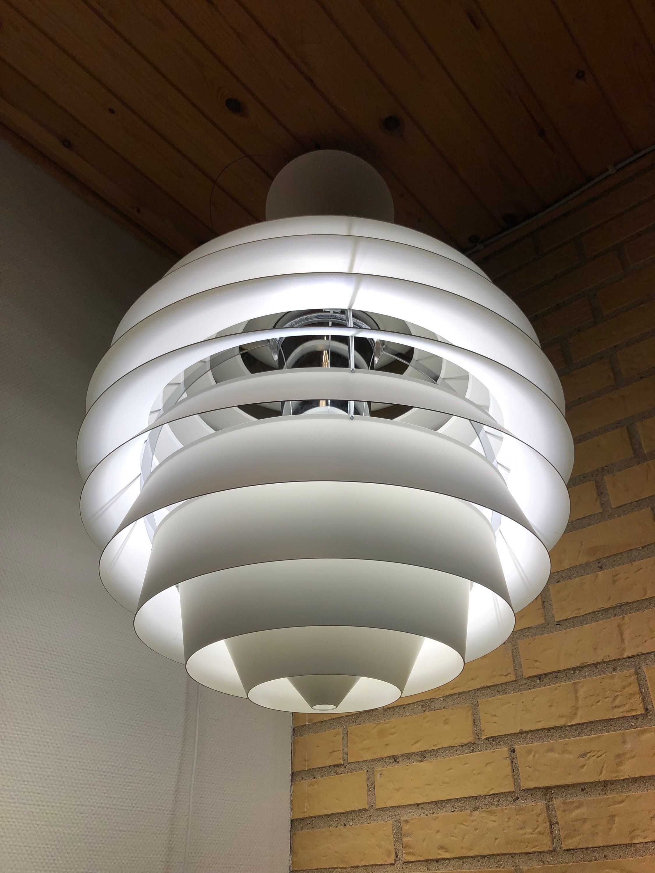 Louvre on sale light fitting