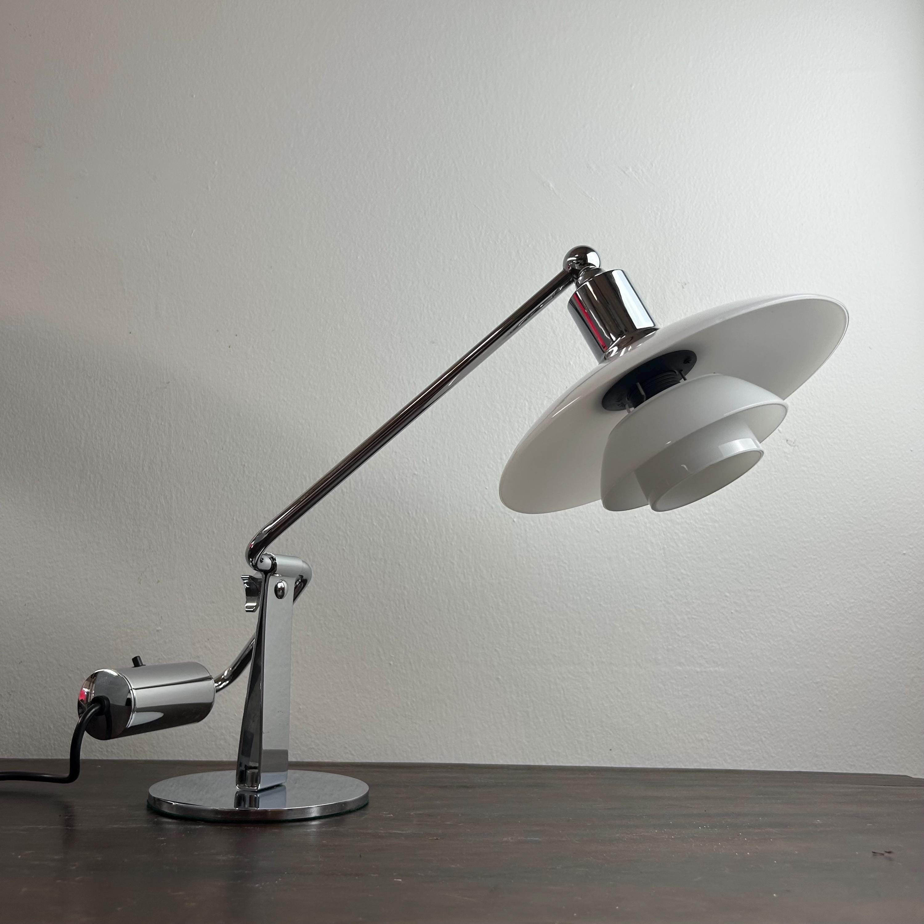 Poul Henningsen. PH Piano Lamp With 2/1 Glass Shades. - Etsy