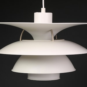 Poul Henningsen - Charlottenborg pendant - Louis Poulsen