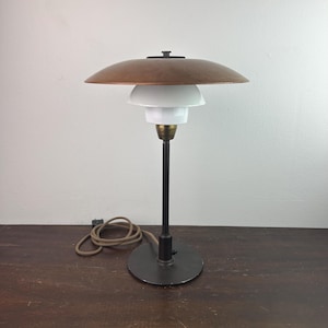 Poul Henningsen - 3,5/2,5 Table lamp with patinated Copper shades by Louis Poulsen 1930s
