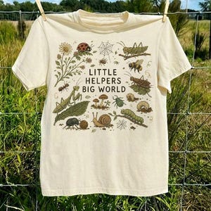 Little Helfer Big World Vintage Sport Shirt, süßes Cottagecore Insekten T-Shirt, Goblincore Bug Natur ästhetisches Shirt