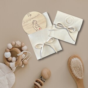 Pregnancy announcement wooden card Dad Grandma Grandpa Aunt Uncle Great Grandmother Great Grandfather with pocket