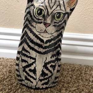 Cats by Nina Gray Tabby vase