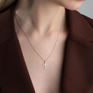 Cross Necklace Women, Gold Cross Necklace, Silver Cross Necklace, 14K Solid Gold Cross, Dainty Cross Necklace for Women, Gold Cross Pendant