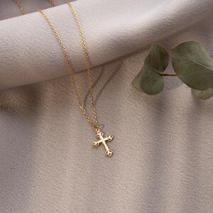 Cross Necklace Women, Gold Cross Necklace, Silver Cross Necklace, 14K Solid Gold Cross, Dainty Cross Necklace for Women, Gold Cross Pendant