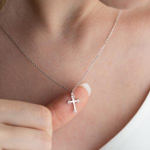 Cross Necklace Women, Gold Cross Necklace, Silver Cross Necklace, 14K Solid Gold Cross, Dainty Cross Necklace for Women, Gold Cross Pendant
