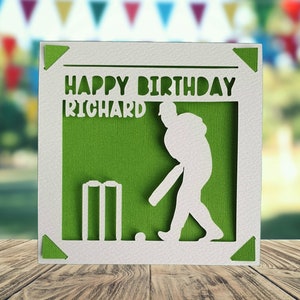 Cricket Happy Birthday gepersonaliseerde papercutkaart, gelukkige verjaardagskaart voor hem haar, sportverjaardagskaart, verjaardagskaart voor cricketspeler