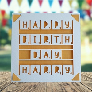 Carte personnalisée de joyeux anniversaire de Scrabble, carte de joyeux anniversaire pour lui elle, carte d'anniversaire de tuiles de Scrabble, carte d'anniversaire d'amusement