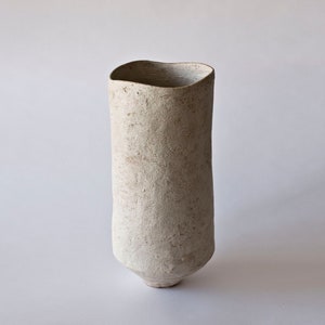 Stone textured vase for boho decor, Hand-finished artisan vase for neutral retro decoration for pampas, Large thin and tall stylized vase