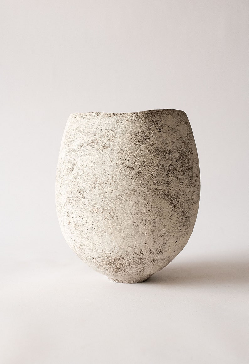 Vintage vase with aged look, Modern natural tones vase, White handmade vase for first home gift, Ceramic vessel for confortable decoration image 5